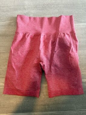 High-Waist Seamless Active Biker Shorts in Heathered Pink